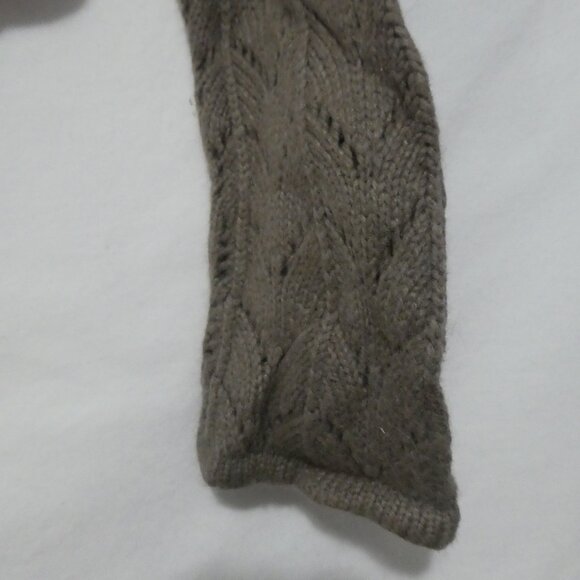 MASSIMO | small | Chic Crochet Cropped Cardigan - Picture 16 of 16